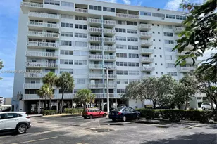 13155 Ixora Ct, North Miami, FL 33181 - Photo 1