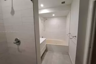 561 Racquet Club Rd, Weston, FL 33326 - Photo 21