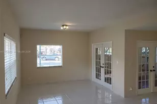 561 Racquet Club Rd, Weston, FL 33326 - Photo 5