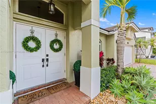 1024 NW 184th Way, Pembroke Pines, FL 33029 - Photo 7