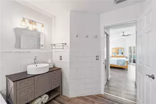 1024 NW 184th Way, Pembroke Pines, FL 33029 - Photo 19