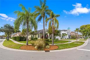 1024 NW 184th Way, Pembroke Pines, FL 33029 - Photo 35