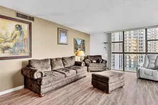 3731 N Country Club Dr, Aventura, FL 33180 - Photo 23