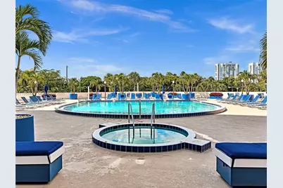 3731 N Country Club Dr #1223, Aventura, FL 33180 - Photo 55