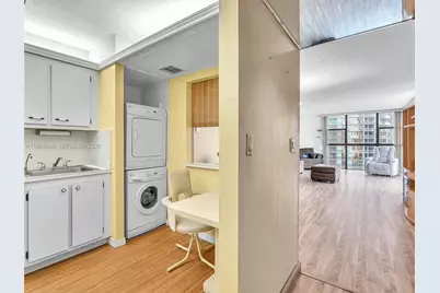 3731 N Country Club Dr #1223, Aventura, FL 33180 - Photo 9