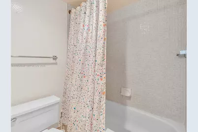 3731 N Country Club Dr #1223, Aventura, FL 33180 - Photo 37