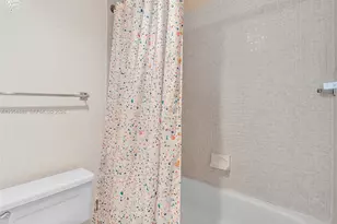 3731 N Country Club Dr, Aventura, FL 33180 - Photo 37