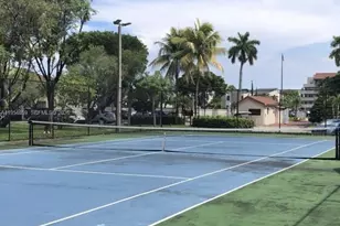 10229 NW 9th St Cir, Miami, FL 33172 - Photo 13