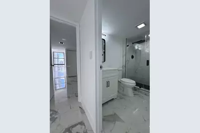 3675 N Country Club Dr #1209, Aventura, FL 33180 - Photo 31