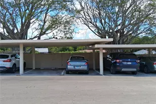 555 NW 4th Ave, Boca Raton, FL 33432 - Photo 25