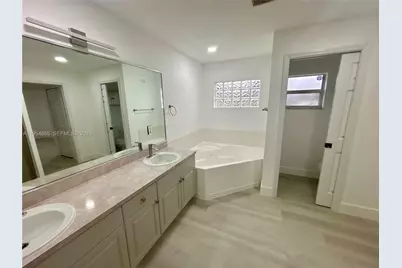 142 SW 34th Pl, Cape Coral, FL 33991 - Photo 11