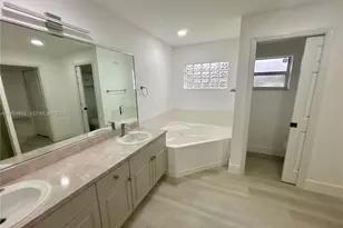 142 SW 34th Pl, Cape Coral, FL 33991 - Photo 11