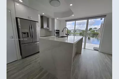 10595 SW 6th St #1103, Pembroke Pines, FL 33025 - Photo 9