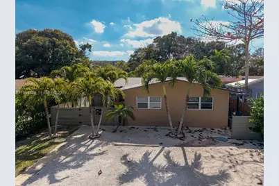 2470-2472 NE 182nd Ter, North Miami Beach, FL 33160 - Photo 7