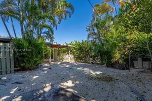 2470-2472 NE 182nd Terrace, North Miami Beach, FL 33160 - Photo 21