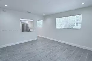 2470-2472 NE 182nd Terrace, North Miami Beach, FL 33160 - Photo 17