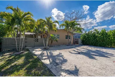 2470-2472 NE 182nd Ter, North Miami Beach, FL 33160 - Photo 1