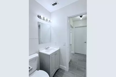 2470-2472 NE 182nd Ter, North Miami Beach, FL 33160 - Photo 21