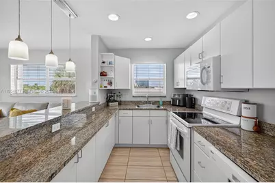2715 NE 49th St #309, Fort Lauderdale, FL 33308 - Photo 1