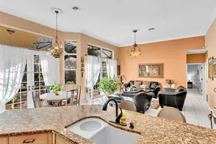 900 Spoonbill Cir, Weston, FL 33326 - Photo 21