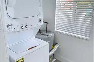 11230 SW 5th St, Sweetwater, FL 33174 - Photo 17