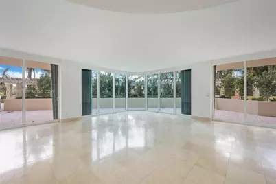 300 S Pointe Dr #303, Miami Beach, FL 33139 - Photo 19