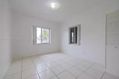 3050 NW 2nd St, Miami, FL 33125 - Photo 11