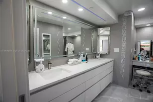 210 174th St, Sunny Isles Beach, FL 33160 - Photo 11