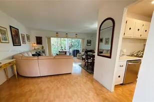 1425 Atlantic Shores Blvd, Hallandale Beach, FL 33009 - Photo 7