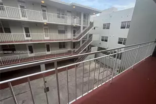 949 Pennsylvania Ave, Miami Beach, FL 33139 - Photo 9