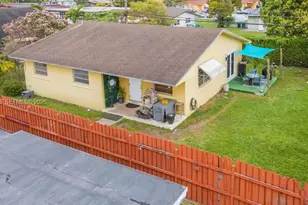 9435 SW 39th St, Miami, FL 33165 - Photo 39