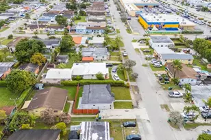 9435 SW 39th St, Miami, FL 33165 - Photo 33