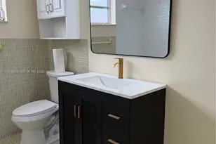 1690 NE 191st St, Miami, FL 33179 - Photo 13