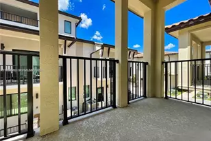 4536 NW 83rd Passage, Doral, FL 33166 - Photo 3