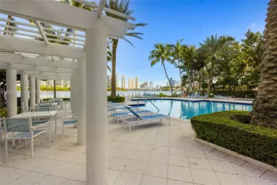 3105 NE 184th St #7103, Aventura, FL 33160 - Photo 37