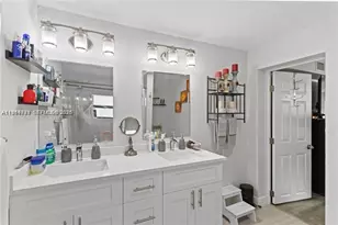 2407 Dewey St, Hollywood, FL 33020 - Photo 37