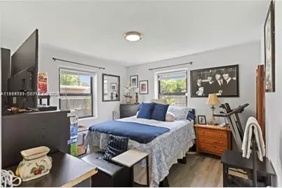 2407 Dewey St, Hollywood, FL 33020 - Photo 19