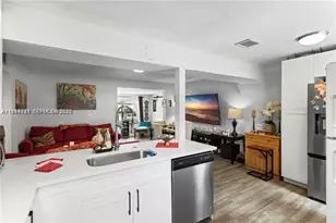 2407 Dewey St, Hollywood, FL 33020 - Photo 15