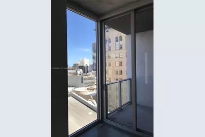 151 SE 1st St #904, Miami, FL 33131 - Photo 13