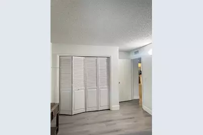 163 Lakeview Dr #204, Weston, FL 33326 - Photo 11