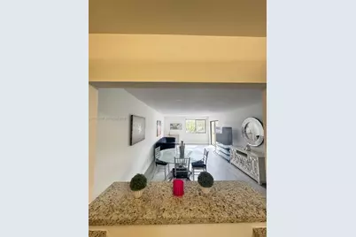 163 Lakeview Dr #204, Weston, FL 33326 - Photo 5