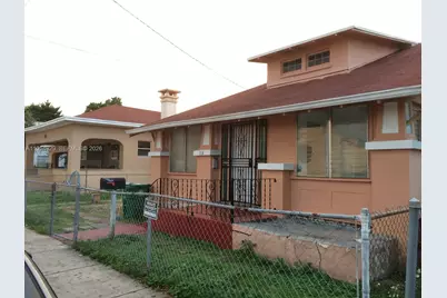 114 NW 10th Ave, Miami, FL 33128 - Photo 3