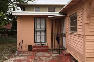 114 NW 10th Ave, Miami, FL 33128 - Photo 9