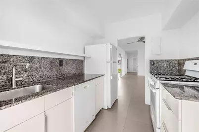 7921 East Dr #15, North Bay Village, FL 33141 - Photo 9