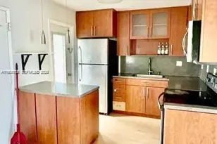 1631 NE 114th St, Miami, FL 33181 - Photo 3