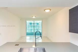 1080 Brickell Ave, Miami, FL 33131 - Photo 23