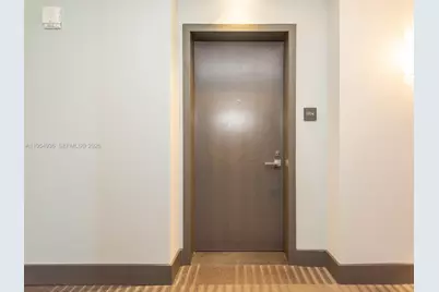 1080 Brickell Ave #1704, Miami, FL 33131 - Photo 5