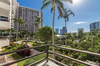 600 Three Islands Blvd #219, Hallandale Beach, FL 33009 - Photo 7