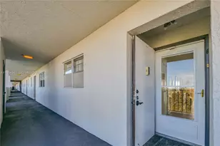 5860 NW 44th St, Lauderhill, FL 33319 - Photo 31