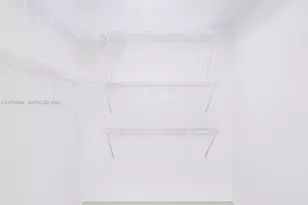 3675 N Country Club Dr, Aventura, FL 33180 - Photo 33